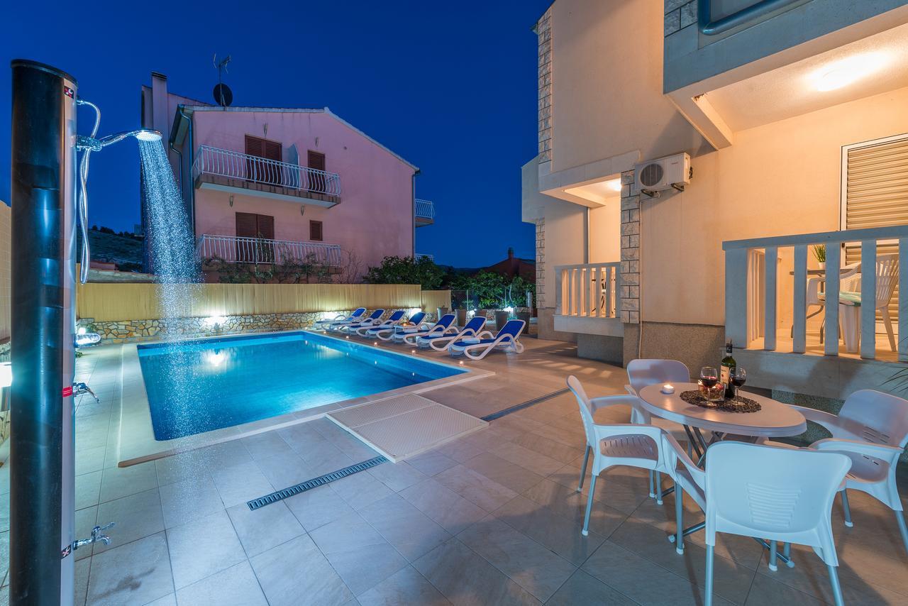 Apartments Pralija ซาบอริซ ภายนอก รูปภาพ